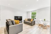 LUX St Johns Wood Apartment - Sleeps 7