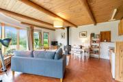 Herons Studio - A Picturesque Couples Cottage