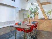 Grand triplex lumineux calme et confortable