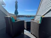 Aloha Cottage, Nanoose Bay - 2 Bdrm Oceanfront Unit with Private Deck