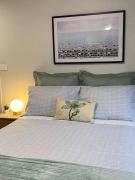 MEPLE, Tiny Home, Pets, Walk2Food, WiFi, Bfast, Private, Serene