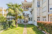 Malerisches Apartment mit mediterranem Garten - nur 450 Meter zum Strand