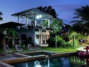 JJ and J Garden1 Pai