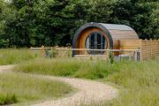 Pear Tree Pod with secluded outdoor bath - Dog Friendly