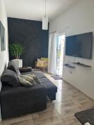 Casa em Florianópolis no bairro de Canasvieiras com sacada e churrasqueira!