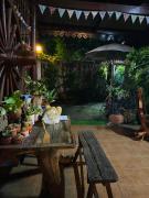 Top Phetchaburi
