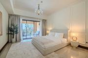 Apartment with Palm Jumeirah view I Golden Mile