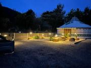 Warburton Stays Everybodys Yurt