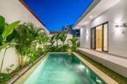 Villa Castillo Modern 2 BR Villa in Canggu Aircon Living