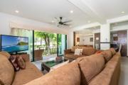 Beachside Apt Short Walk to Nai Harn Beach 2-3 BR