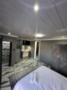 Harrys Luxury Guest House