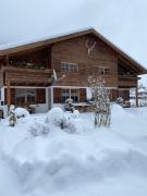 Chalet Tirolia