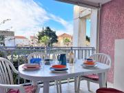 Appartement 6 couchages à 100m plage avec terrasse, parking, lave-linge et piste cyclable proche - FR-1-251-550