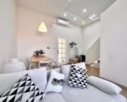 Center Cozy Gozsdu HOME with 4PPL Center Cozy Gozsdu HOME with 4PPL