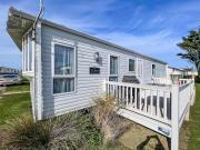 Lovely Caravan With Decking Nearby Scratby Beach In Norfolk Ref 50031J