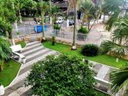 Kitnet pé na areia Praia Milionários