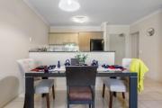 Resort Splendor - Top Floor Apartment in Cairns One