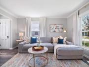 Home Away From Home - Beautiful Yard