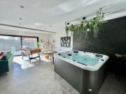 Magnifique villa avec jacuzzi