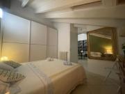 Milano-Como Elegant with AC e WIFI front station