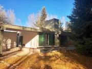 Casa en medio de las montañas