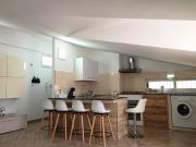 Serao House, 3 piano in centro