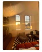 Stunning modern artsy 1-bedroom flat centre LDN