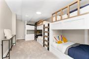 BunkBedDreams,10 Beds,Near Rogers place and Nait