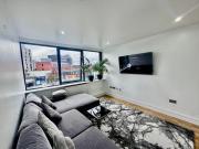 Luxury 2 BED Entire Apartment-Near Tube & Shopping centre