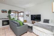 Green Haven Apartment in Milnerton