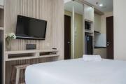 Comfort and Homey Studio at Transpark Bintaro Apartment By Travelio