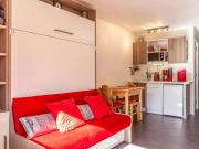 Studio rénové à Plagne Centre, accès direct pistes de ski, balcon, parking gratuit - FR-1-351-79