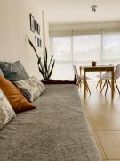 Depto Lamadrid - Zona Guemes 2 amb luminoso