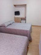 casa a uma quadra da praia