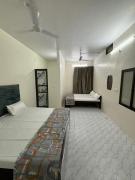 Pipewalas house I Near Kashi Vishwanath