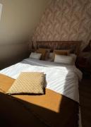 Chambre et salle de bain privée