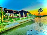 Casa Iparaí - Chácara de águas cristalina