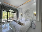 Casa Rani Hotel & Restaurant