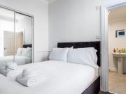 Abdiel 6 Stylish 1st-Floor Retreat by Hartlepool Marina - Pass the Keys