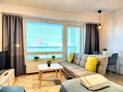 Kotimaailma Apartments - Kaunis 10 kerroksen parvekkeellinen yksiö - Peltokatu