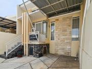 RedDoorz Syariah Nanna Homestay Near Dino Park