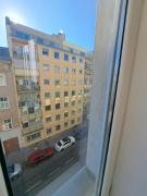 Relax Appartement 10 minutes to downtown long term stay also possible