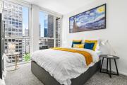Spectacular William St Apartment - Sleeps 12
