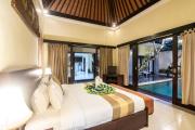 6-BR Private Pool Samudra Villa Tiga Umalas 10min to Canggu Beach