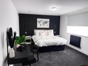 Weekly Offer 2Bed 2Bath Self CheckIn Wifi Car Park