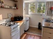 Alkira Cottage - Cozy, Comfortable, and Convenient