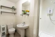Flat 1 Sunnyside Contractor Long Stay by ShortStayUK