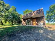 Cabaña de campo pequeña