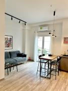 Petralona Private Urban