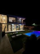 LaCelia SantaVeronica